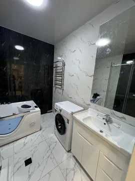 ЖК Саламатина 3/2/10 евро квартира 92м2 Яккасарай Братский: СРОЧНО