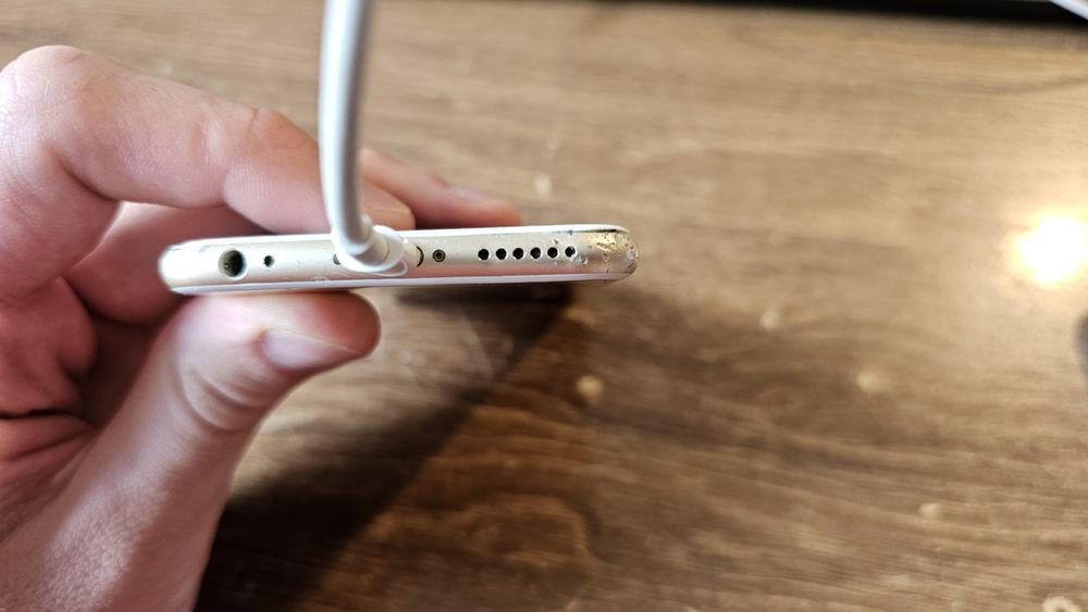 iPhone 6s rose 64Gb
