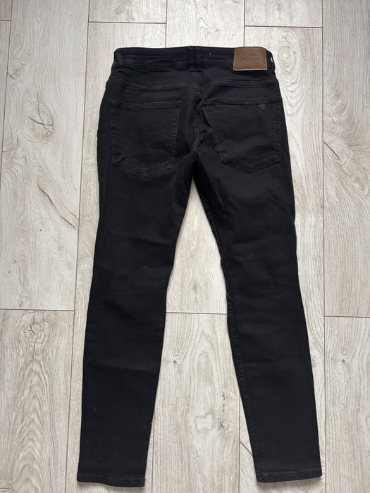 Blugi Bershka marime 38