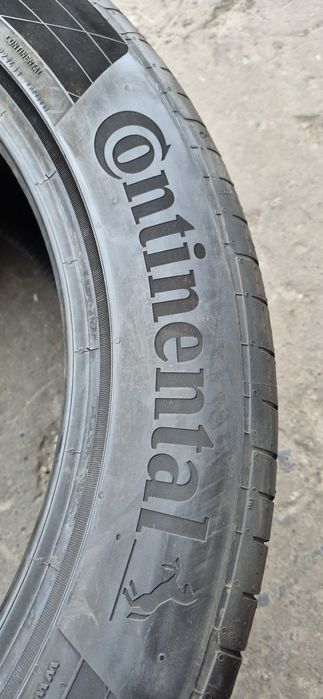 2 anvelope vara noi Continental 325/40/21,dot 2020.Pretul este pe buc.