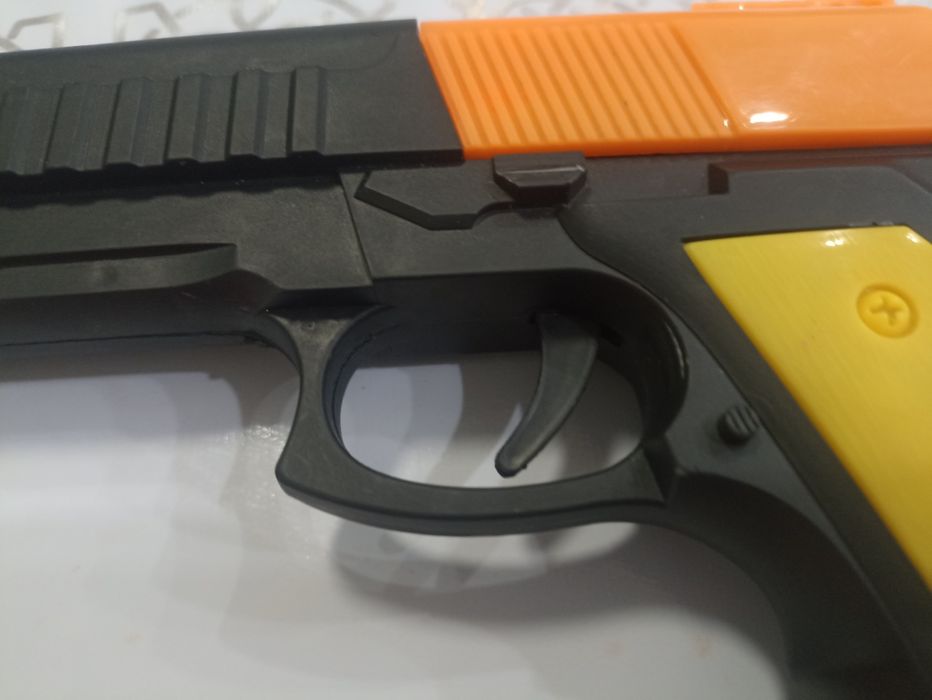 Пистолет продам за 1000 тенге.