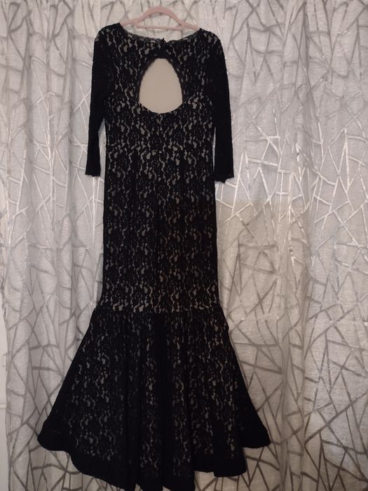 Rochita dantela neagra.