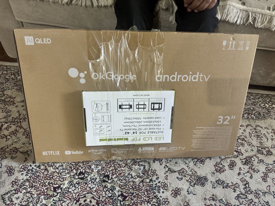 Продам телевизор 32" Smart TV Android — новый, с кронштейном