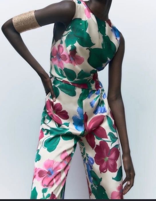 Zara Сатенени гащеризони