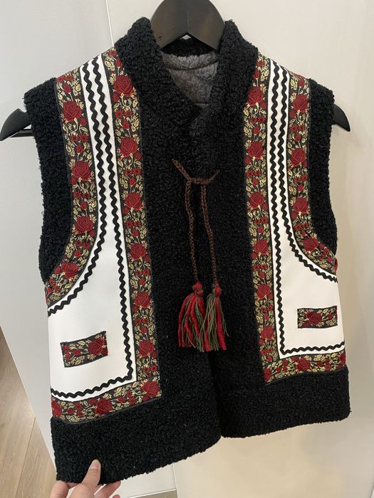 Bundite  de copii - veste popualre lucram pe comanda si pe stoc