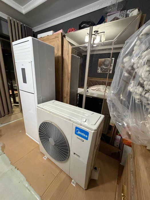 Колонный кондиционер Midea Inverter (в идеальном состоянии за 1300$)