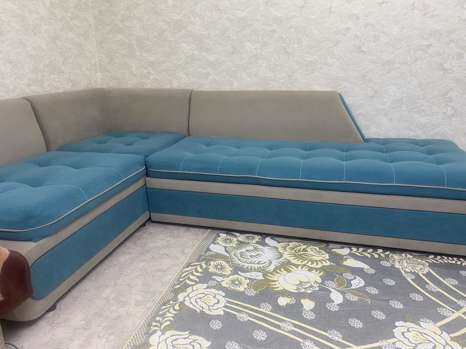 Для гостиной Диван