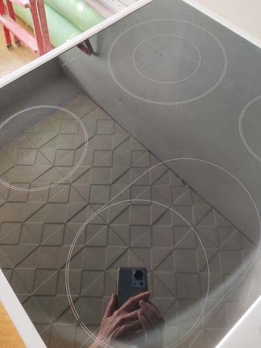 Продам электроплиту