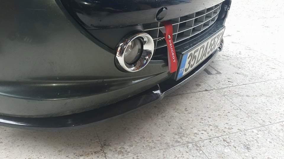 Cupra lip spoiler