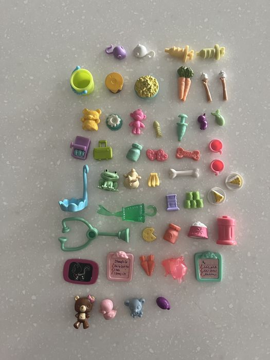 Дом и фигурки Petshops