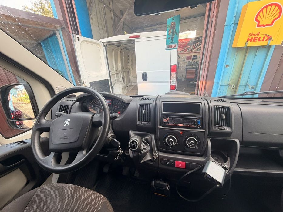 Peugeot Boxer 2019 diesel, 11.596 € — imagine 5