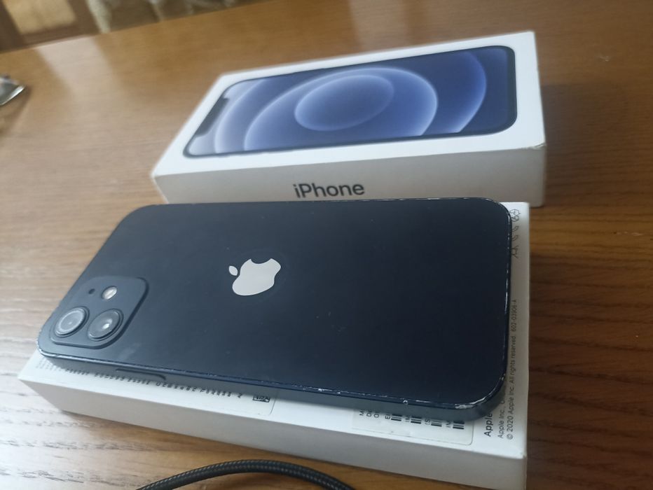 iPhone 12 64 GB Black