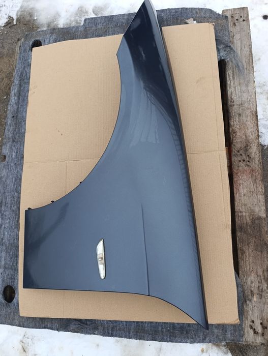 Ляв калник БМВ Е90/91 / BMW E90/91