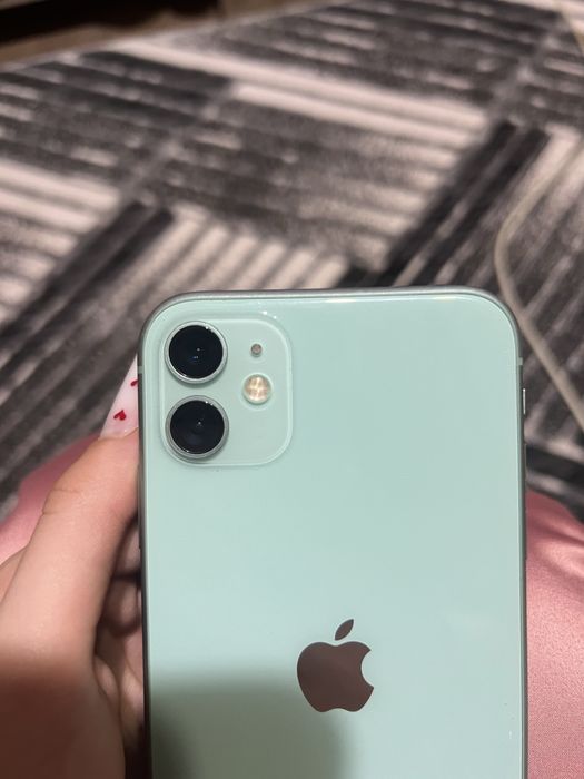 Iphone 11 verde