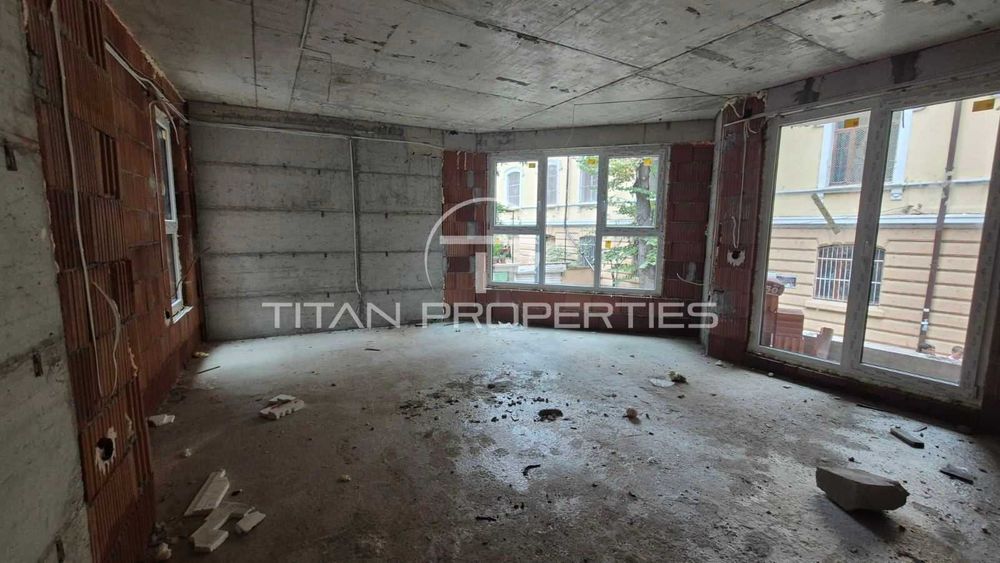 Продава се Тристаен апартамент в Пловдив, Център - 115 кв.м за 2400 €/кв.м - Снимка #3