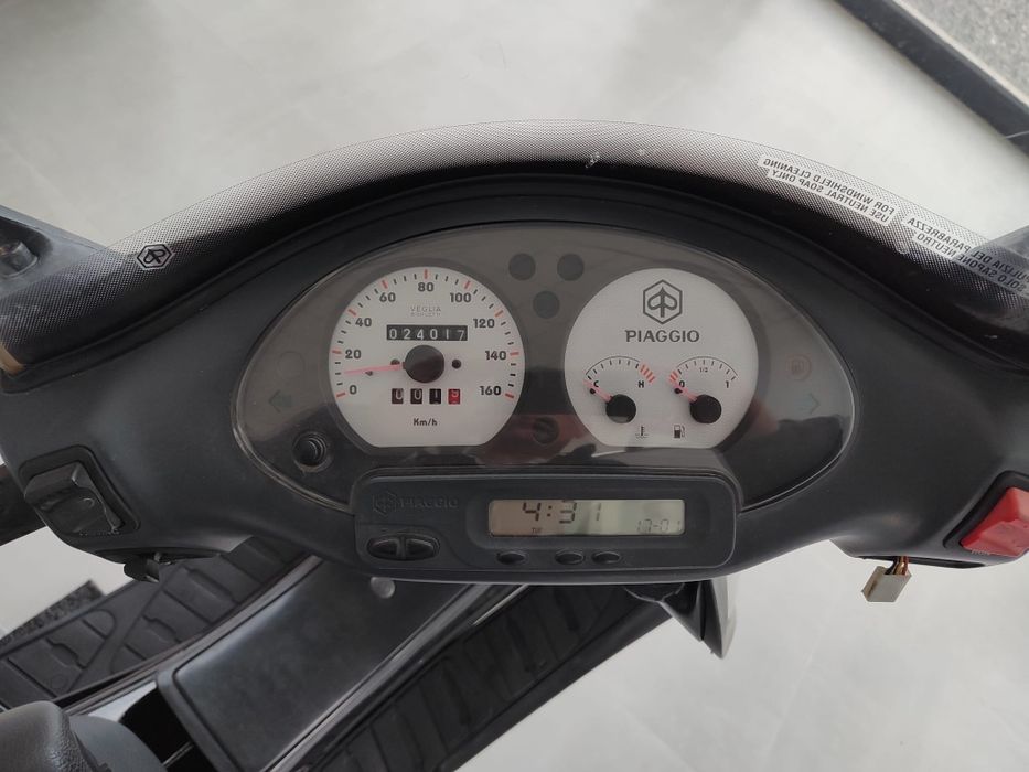 Scuter Piaggio Hexagon 250 scooter