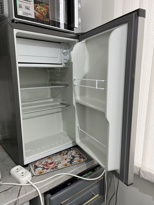 Холодильник Leadbros