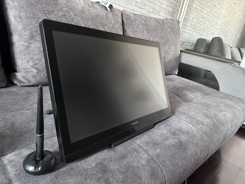 СРОЧНО ПРОДАМ графический планшет