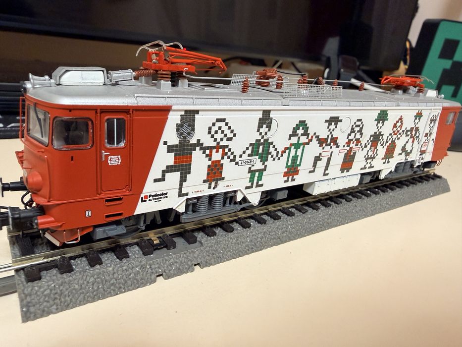 Locomotiva electrica EA CFR Hora