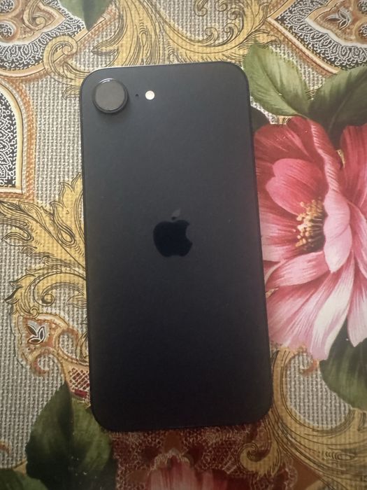 Iphone 16e nou nout
