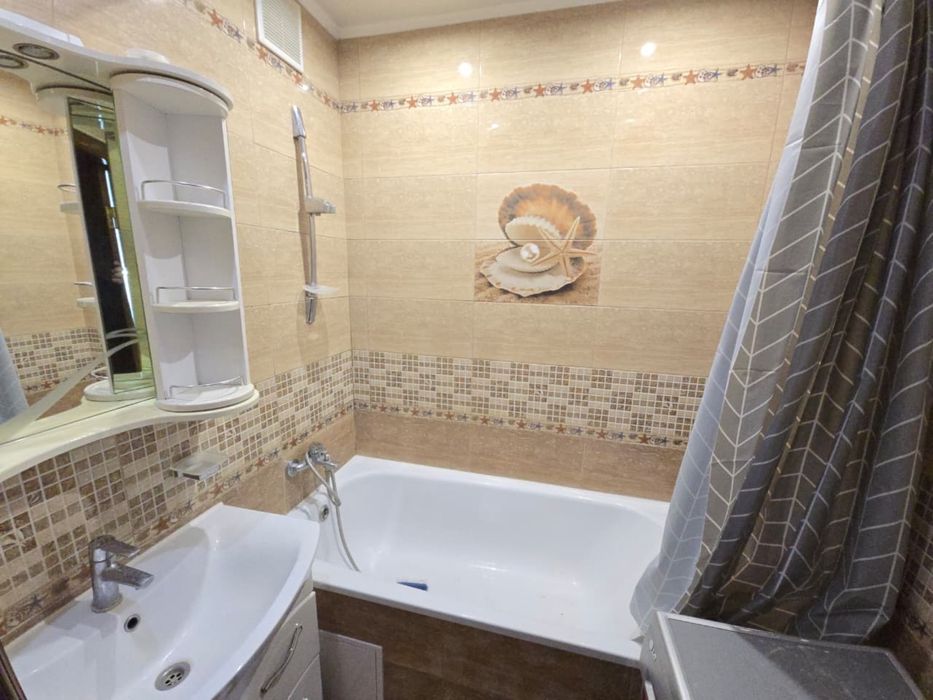 Продам 3 комнатную квартиру