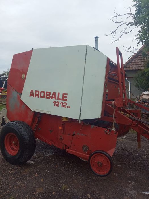 Presă baloți rotunzi plasă Claas Rollant 46