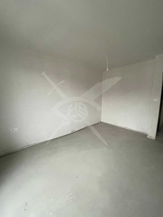 Тристаен с АКТ 16 до МОЛ Пловдив 77265