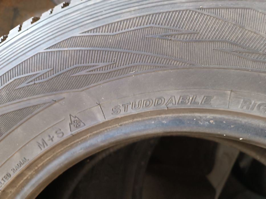 Шины TOYO 265*65*R17 (4 шт) б/у