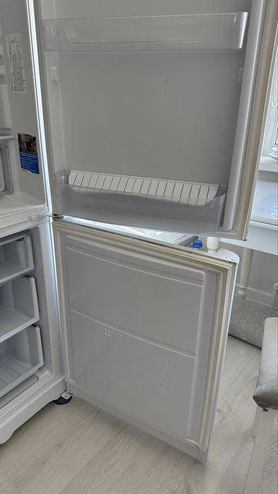 Продам холодильник б/у