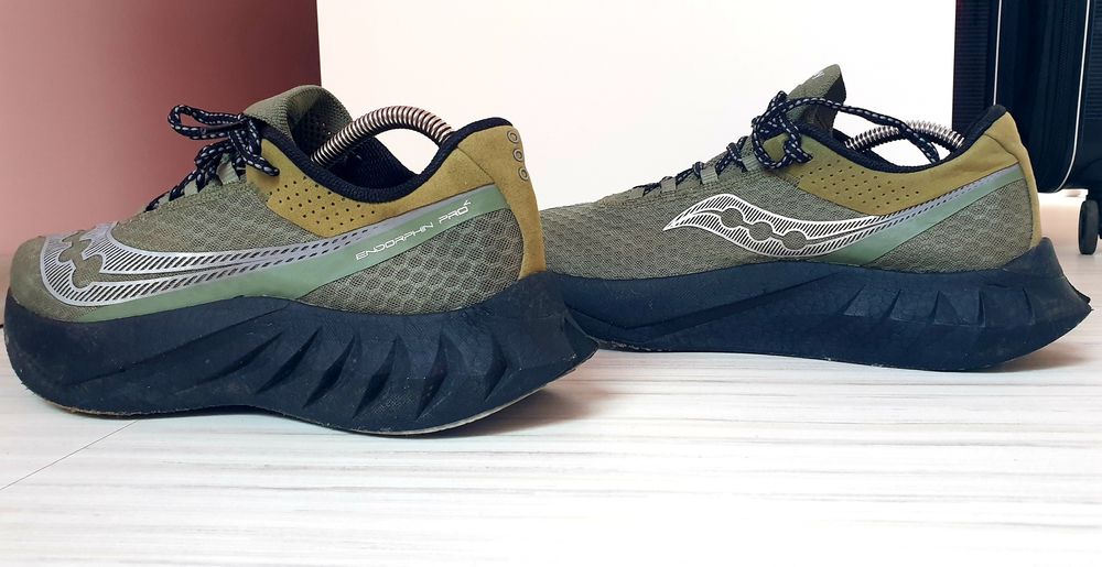Saucony Endorphin Pro 4  41 /26см UK 7  US 8 ОРИГИНАЛ! Мъжки Маратонки