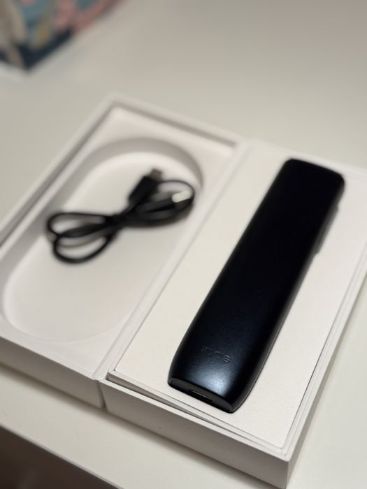 Dispozitiv IQOS ILUMA i ONE