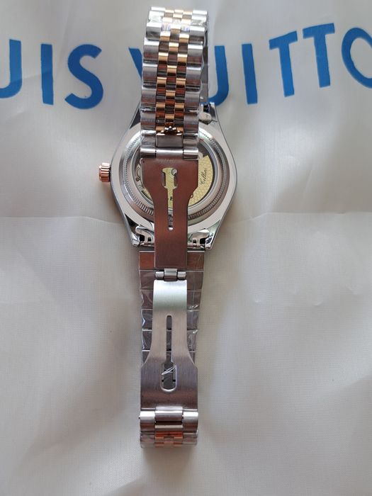 ceas barbatesc automatic sigilat
