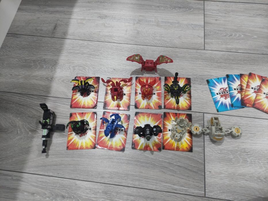 Старые игрушки Бакуган