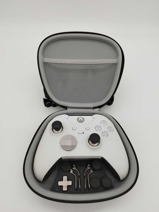 Контролер Xbox ONE Elite V1 Limited Edition, бял/ОТЛИЧНО състояние