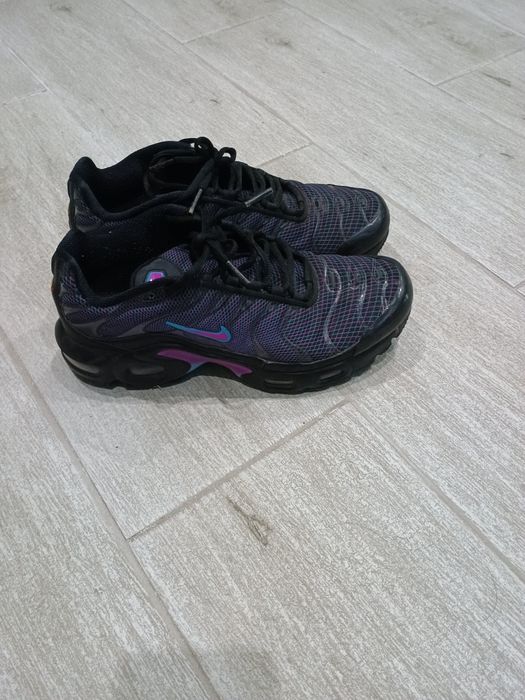 Маратонки Nike tn