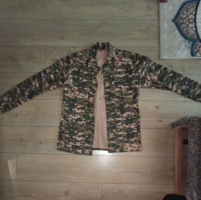 Продаю военную кофту