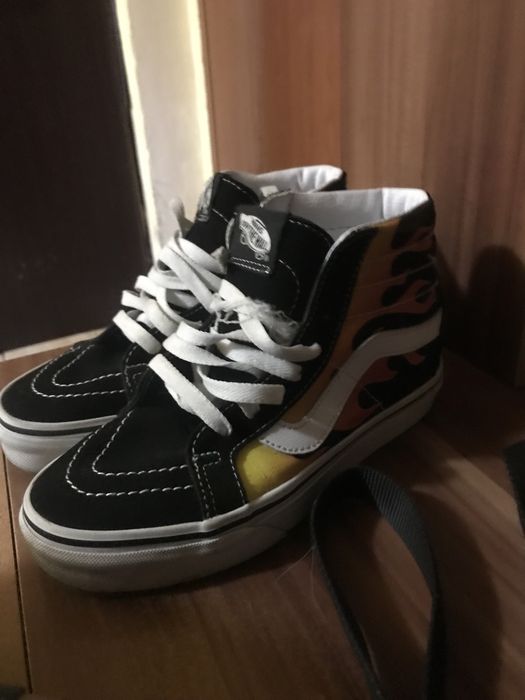 Adidadasi vans numarul 36,adidasii nu au cutie