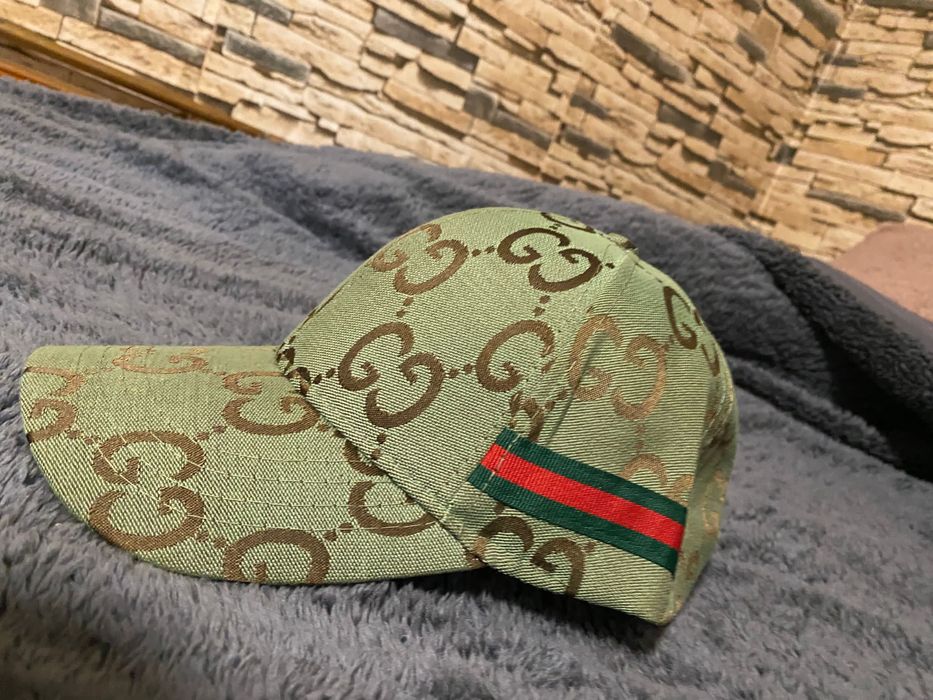 Sapca gucci noua