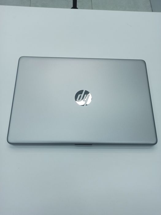 hp Noutbuk Platinum Silver