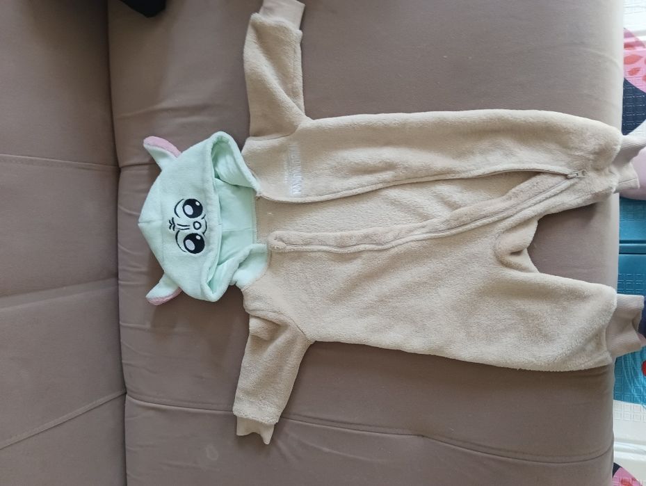 Продам вещи 6месяцев