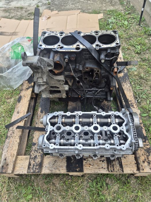 Motor 2.0 TFSI cod AXX – defect, probleme la chiuloasă – pentru piese sau reparație