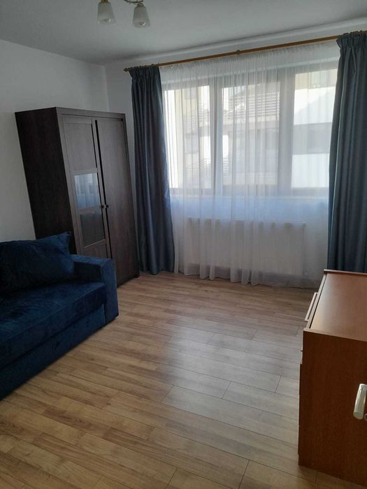 Inchiriez apartament 2 dormitoare si living