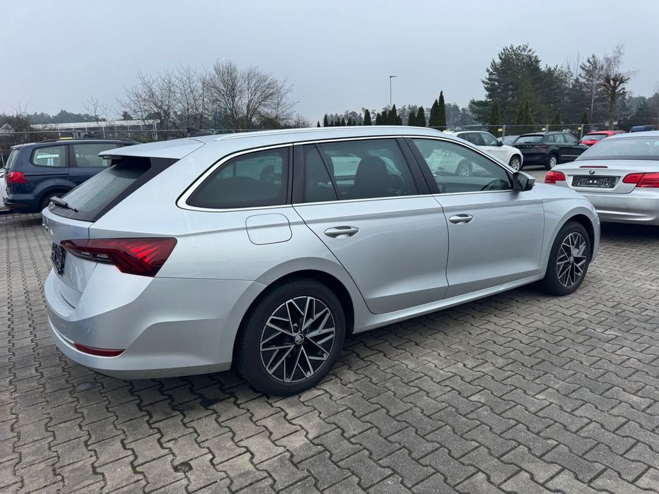 Skoda octavia 2.0 dsg  2022 , 155.000 km Head-up Memory Masaj Camera