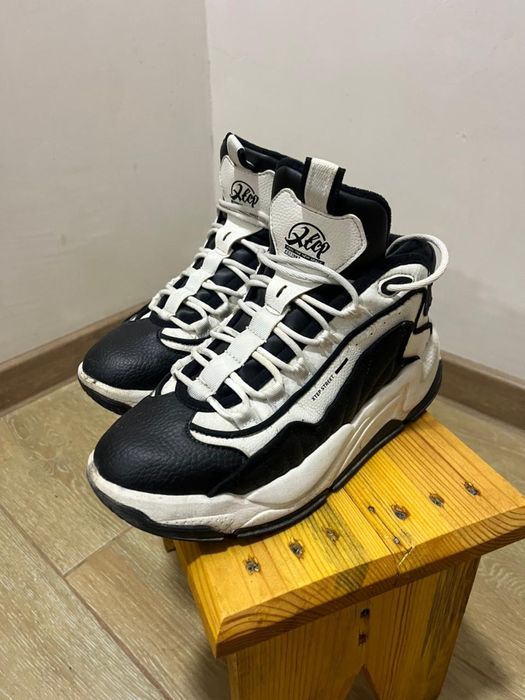 Кроссовки зимние