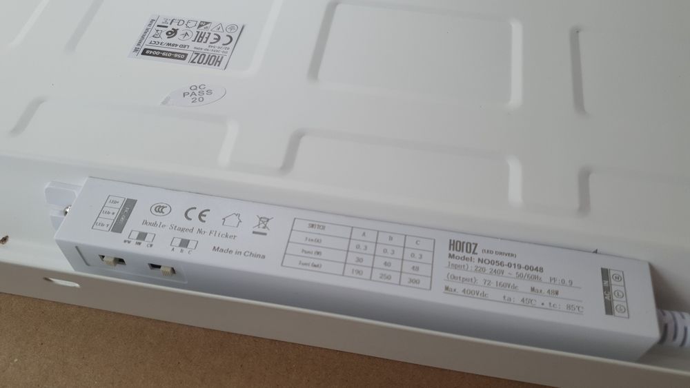 Panou LED Aplicat 60x60 48W 5000 lm, Putere și Culoare Selectabilă