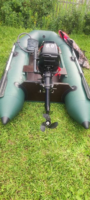 Продам лодку ПВХ с мотором
