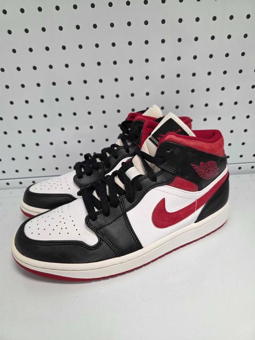 Оригинални мъжки маратонки- Nike Air Jordan MiD