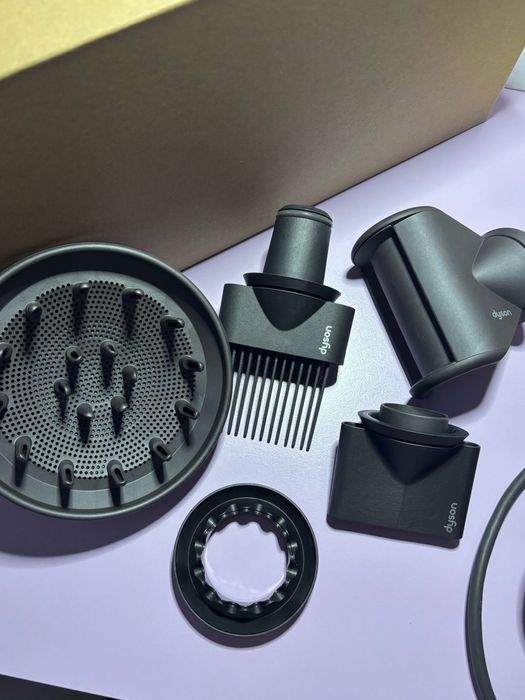 Uscator de par Dyson, cupru