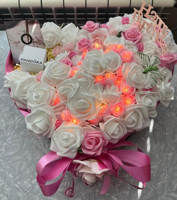 Ръчно направени подаръчни кутий.