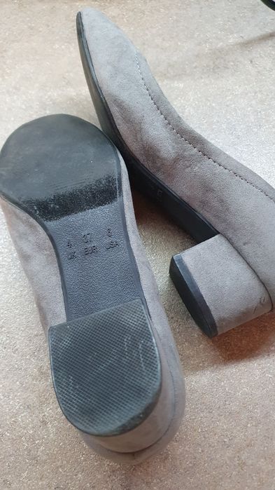 Дамски обувки номер 37